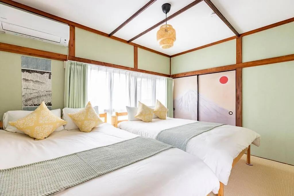 Apartment Sushi Stay Tokyo Japan